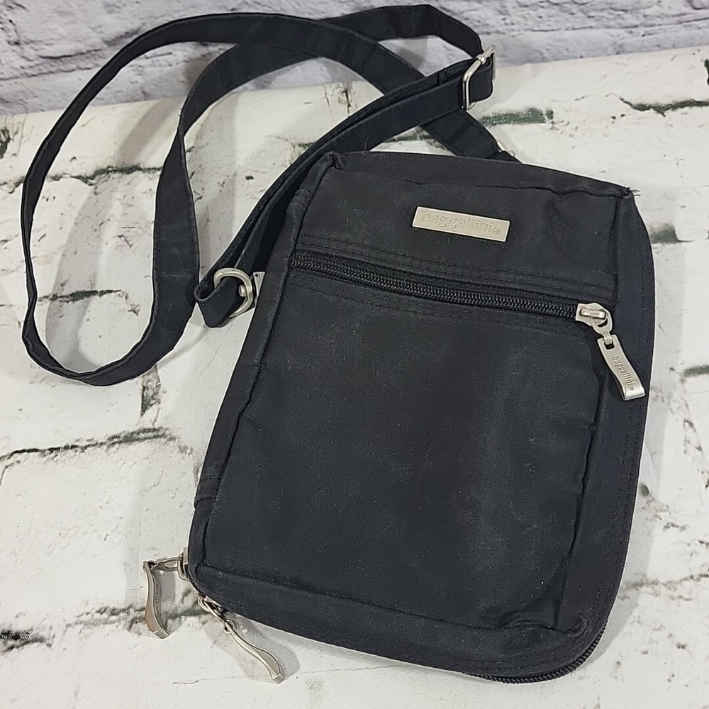 Baggallini Crossbody Bag Black Zippered Compact Purse Travel Organizer